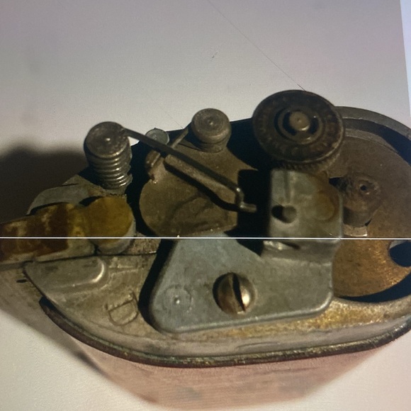 1952 Rare Baseball Player Lighter - Picture 5 of 9